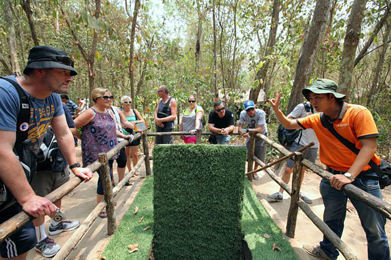 cu chi tunnels experience